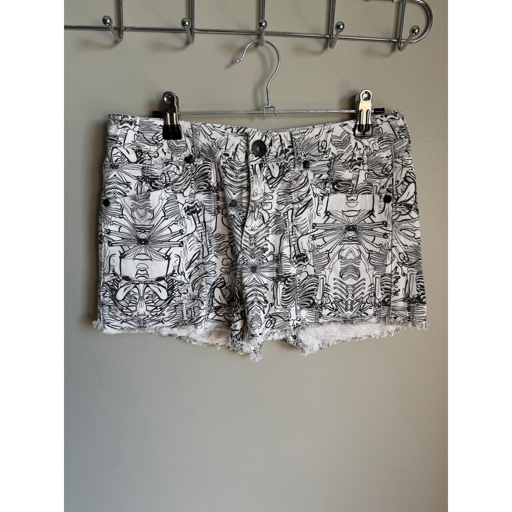 Dex Womens 27 Gray White Skeleton Graphic Print Denim Shorts Edgy Goth Festival